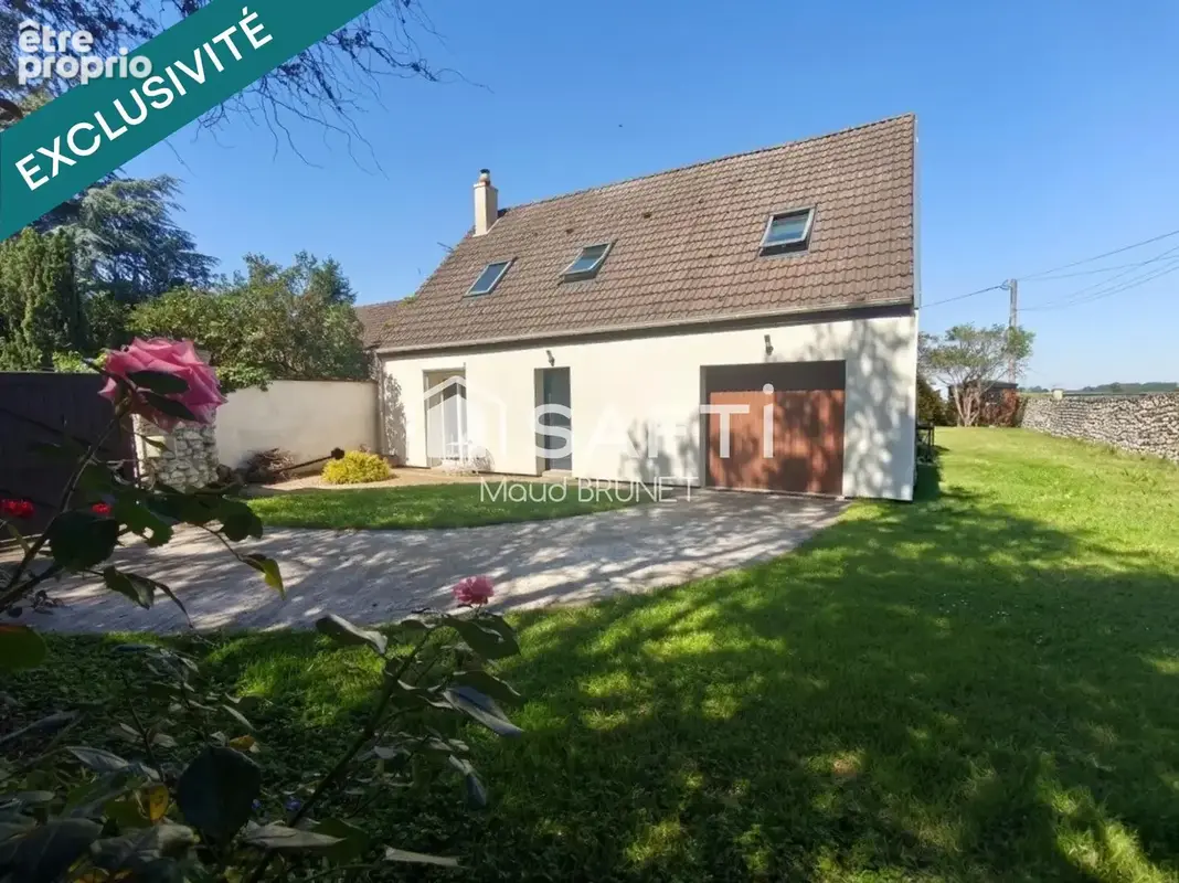 Photo 1 - Maison à DAMMARTIN-EN-SERVE