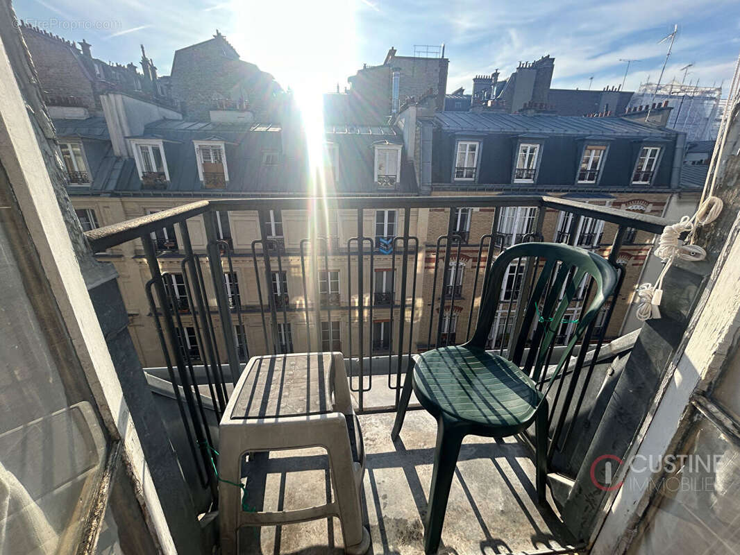 Appartement à PARIS-18E