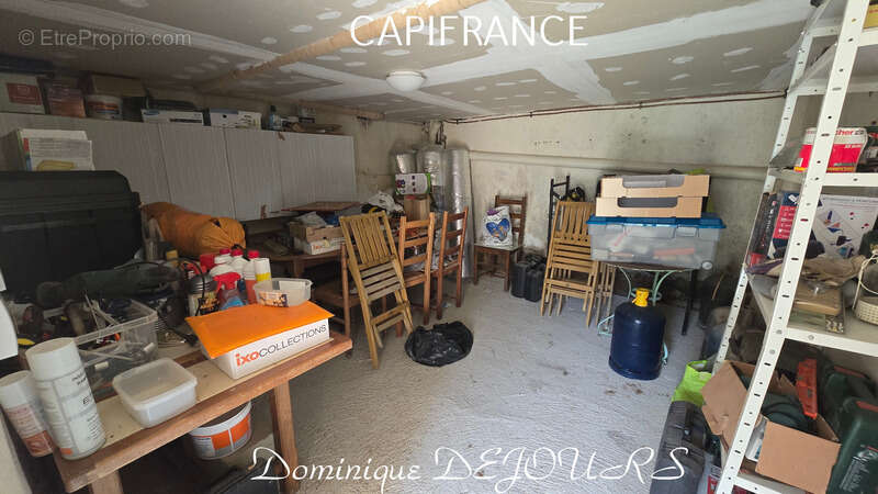 Maison à SAINT-SAUVEUR-DE-MONTAGUT