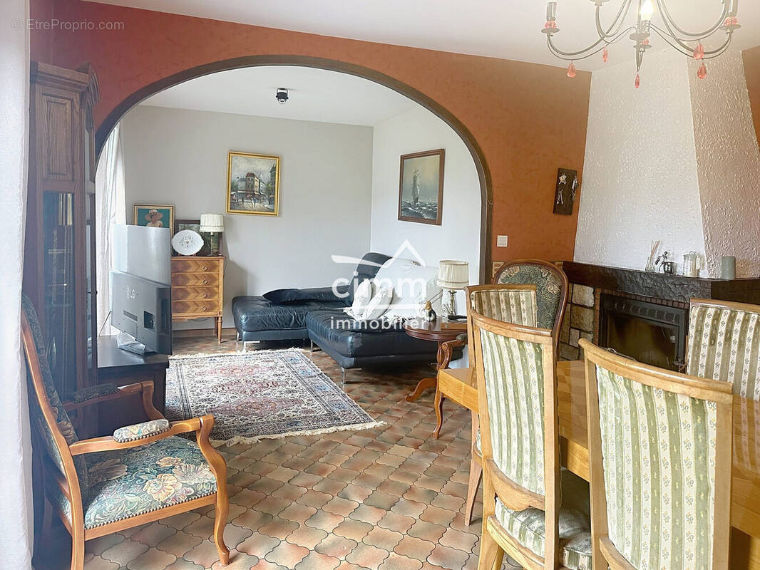 Maison à SAINT-GERMAIN-DES-PRES