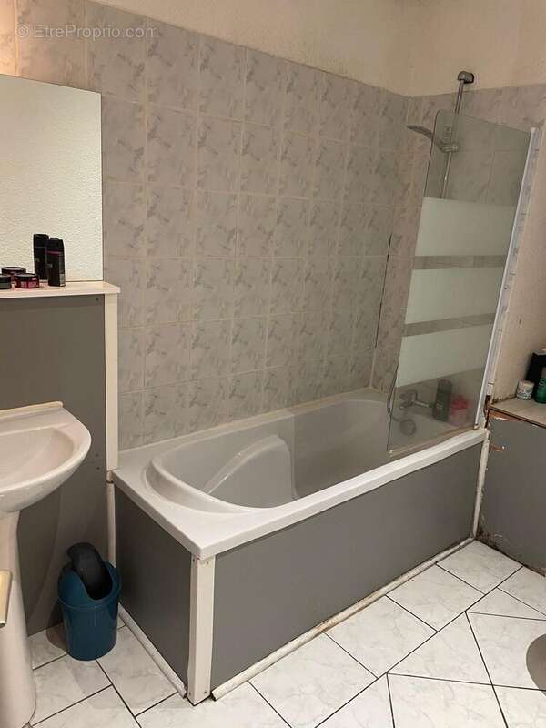 Appartement à COUTRAS