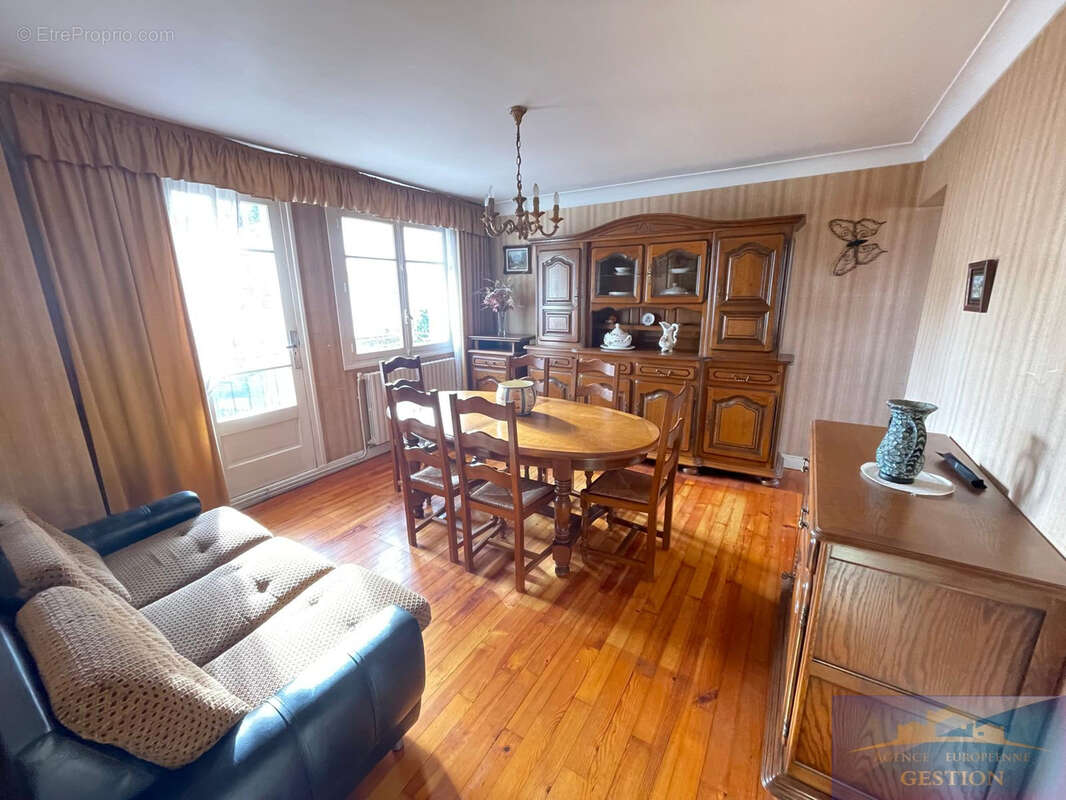 Appartement à LOURDES