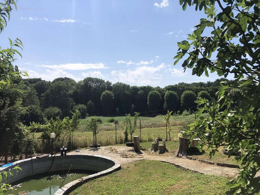 Maison à BAZOCHES-SUR-LE-BETZ