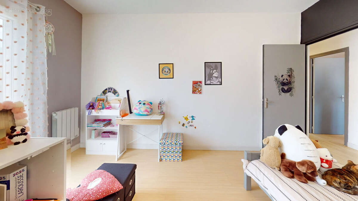 Spacieuse maison familiale de 146 m² à Cournanel - photo 10