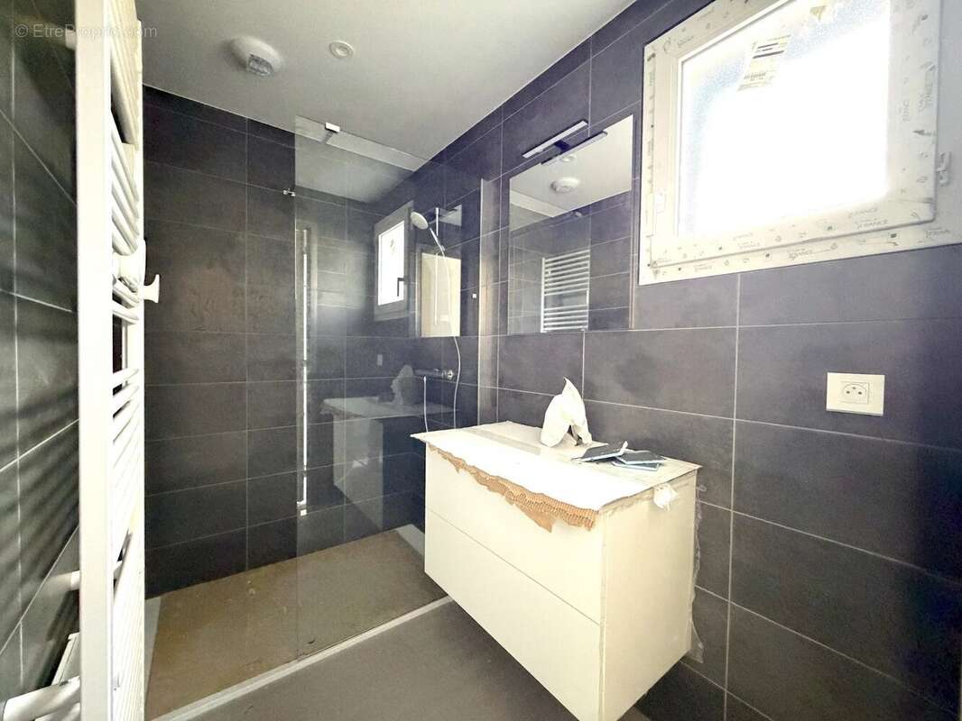 Appartement à VILLARGONDRAN