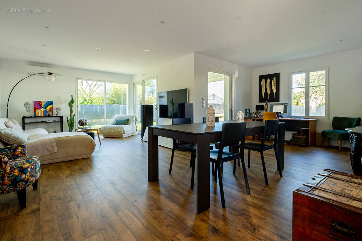 Maison à SAINT-PALAIS-SUR-MER