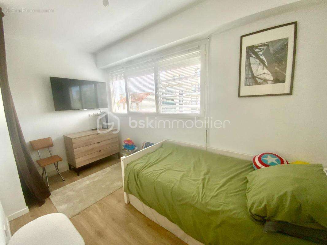 Appartement à COLOMBES