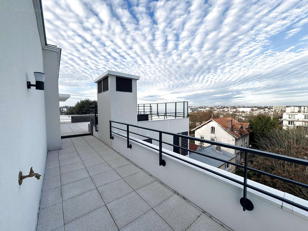 Appartement à SAINT-MAUR-DES-FOSSES
