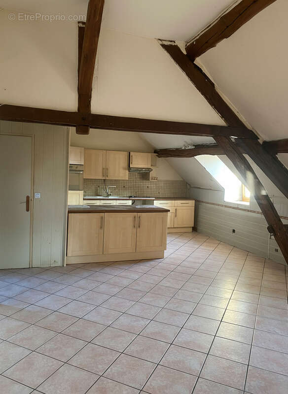 Appartement à LA QUEUE-LES-YVELINES