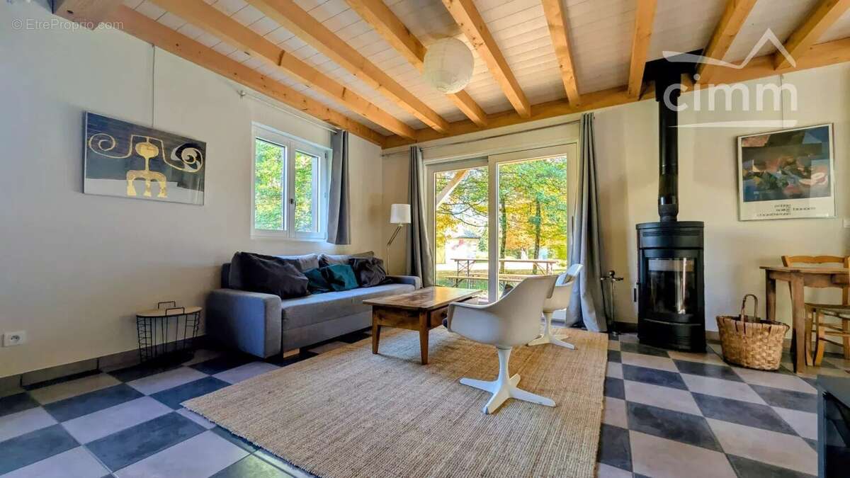 Maison à SAINT-PIERRE-DE-CHARTREUSE