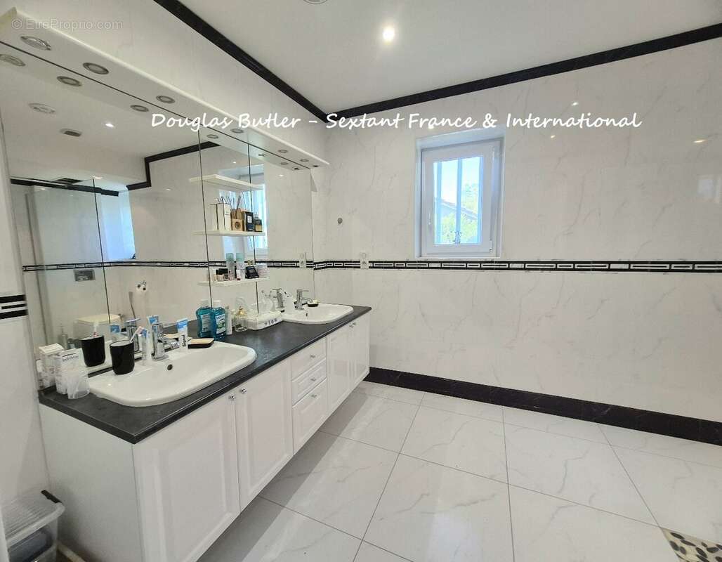 Maison à SAINTE-FOY-LA-GRANDE