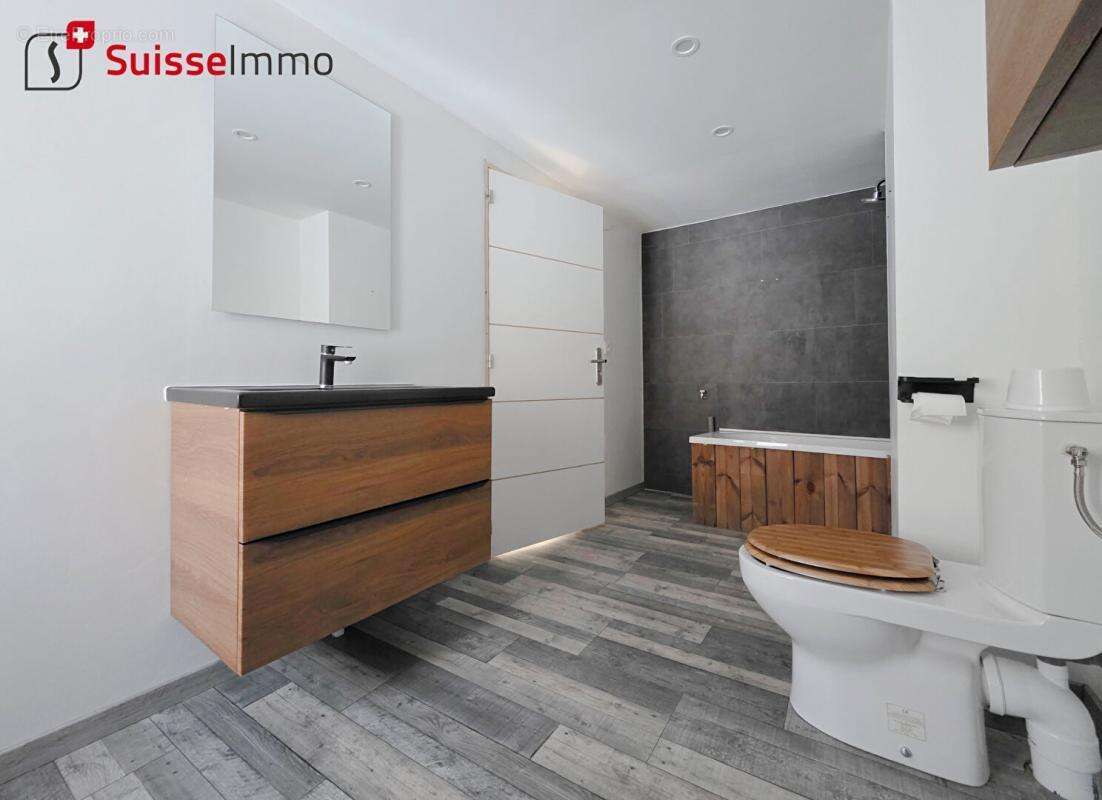 Maison à L'ISLE-SUR-LE-DOUBS