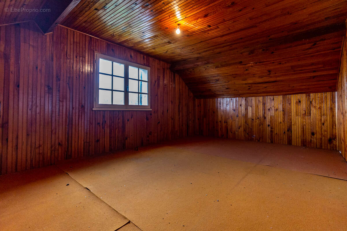 Maison à LONGECOURT-EN-PLAINE