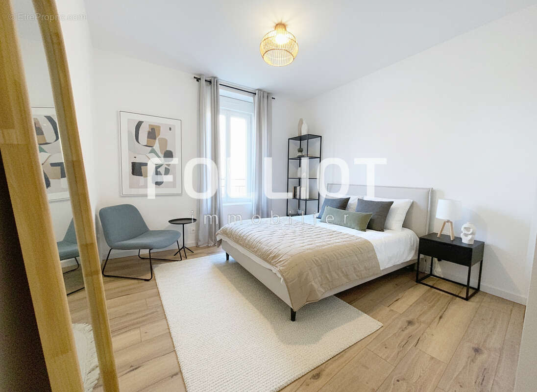 Appartement à FOUGERES