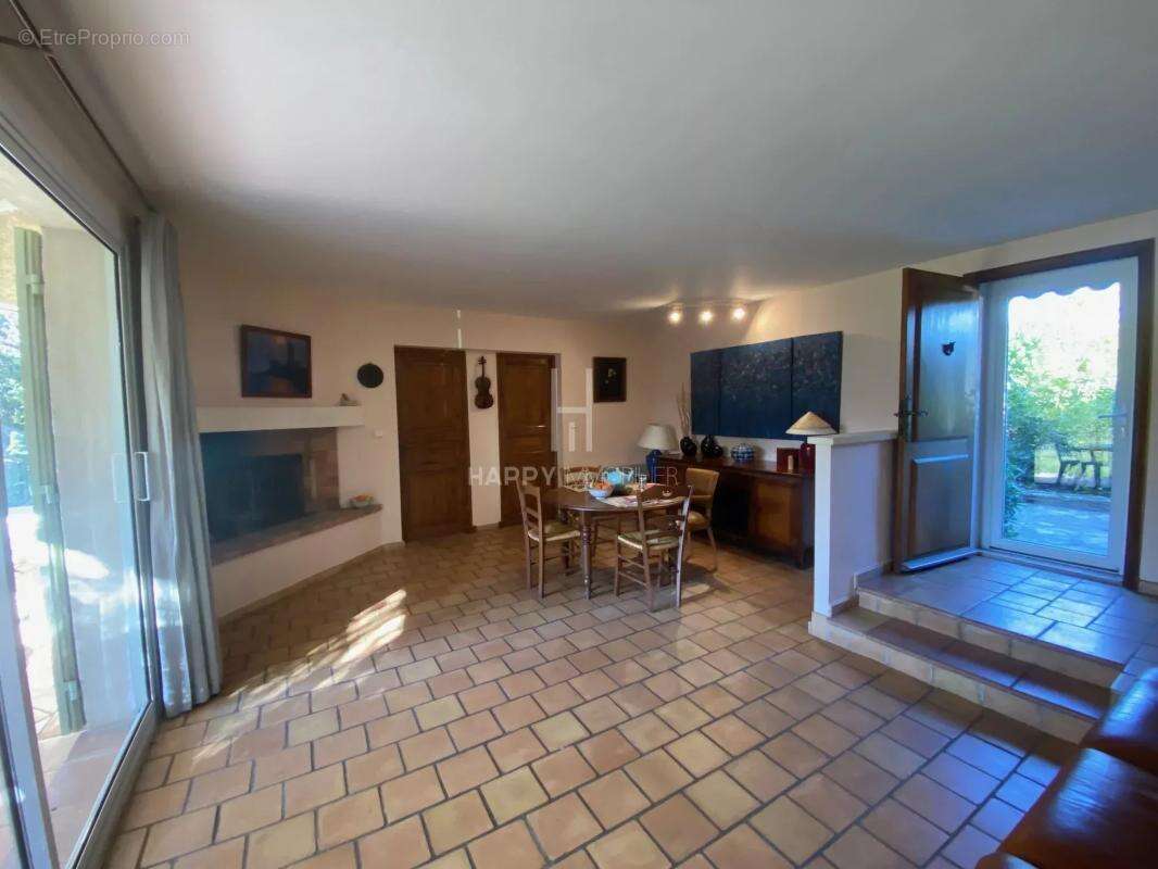 Maison à MAUSSANE-LES-ALPILLES