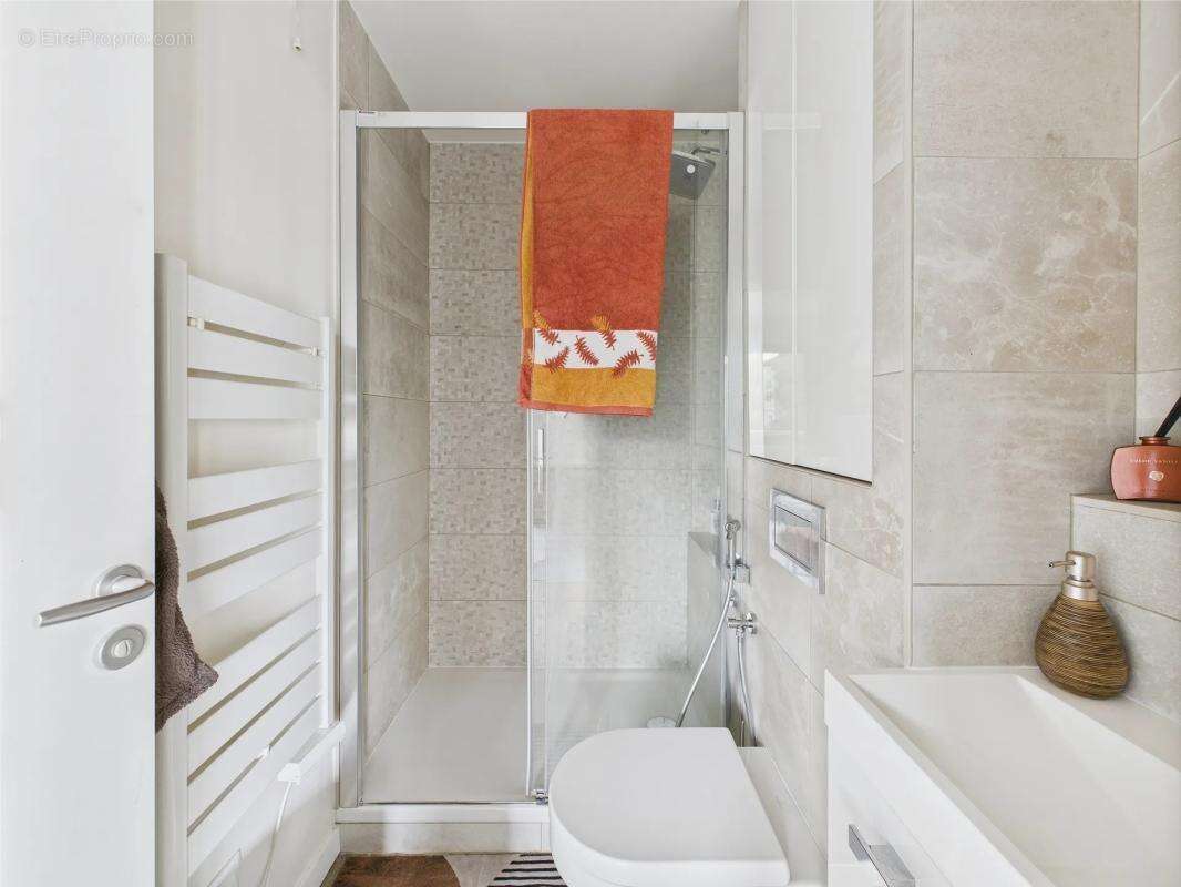 Appartement à MONTROUGE