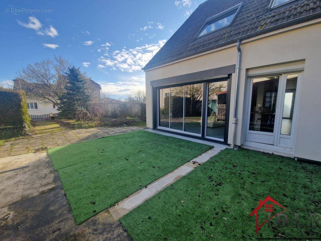 Maison à SAINT-MEMMIE