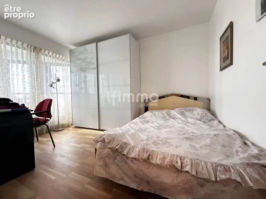 Appartement 126m2 avec 3 balcons vue sur lac - photo 10