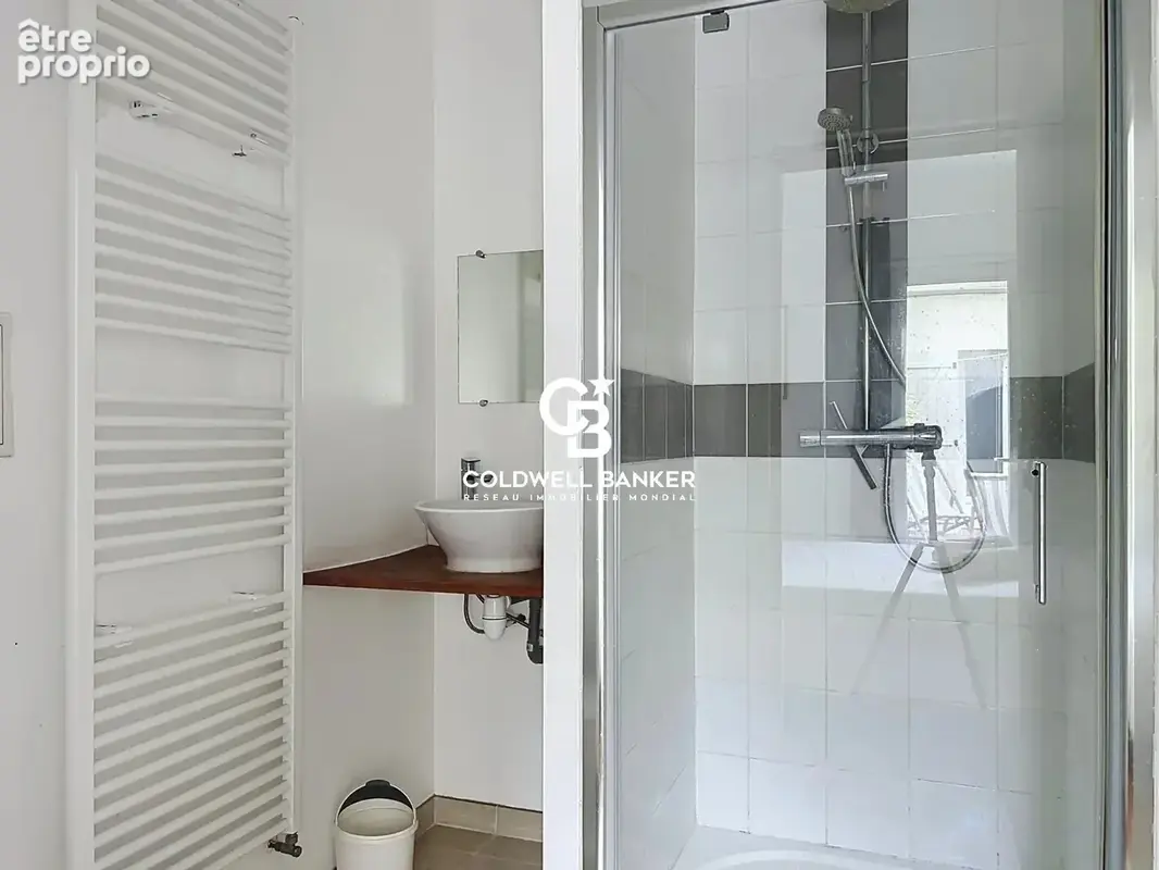 La Rochelle Hypercentre – Maison d'exception avec piscine, patio et garage - photo 12