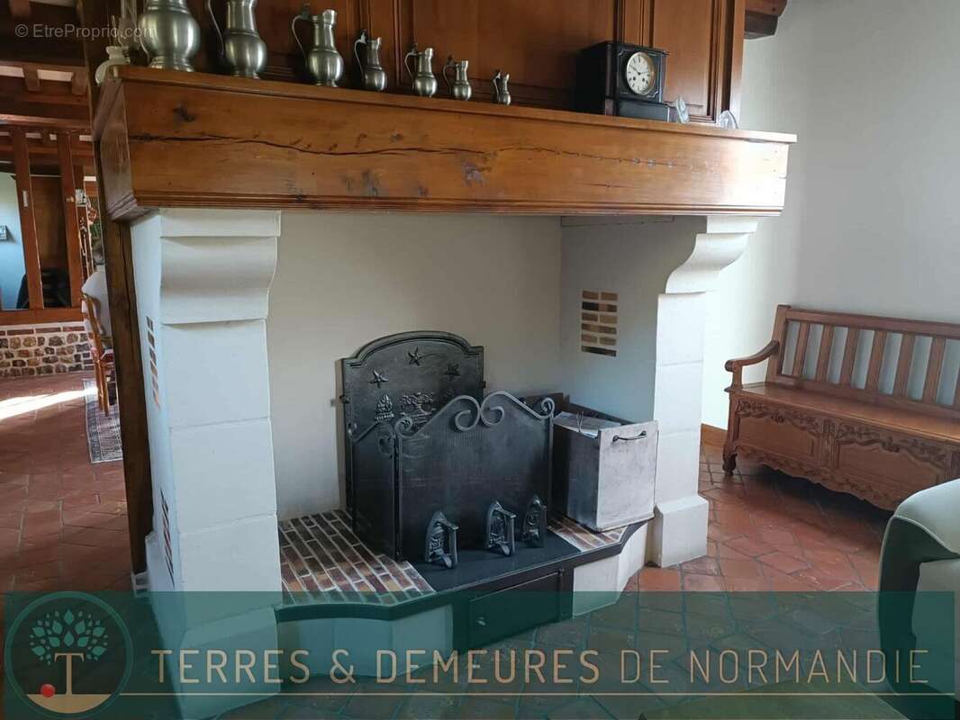 Maison à CORMEILLES