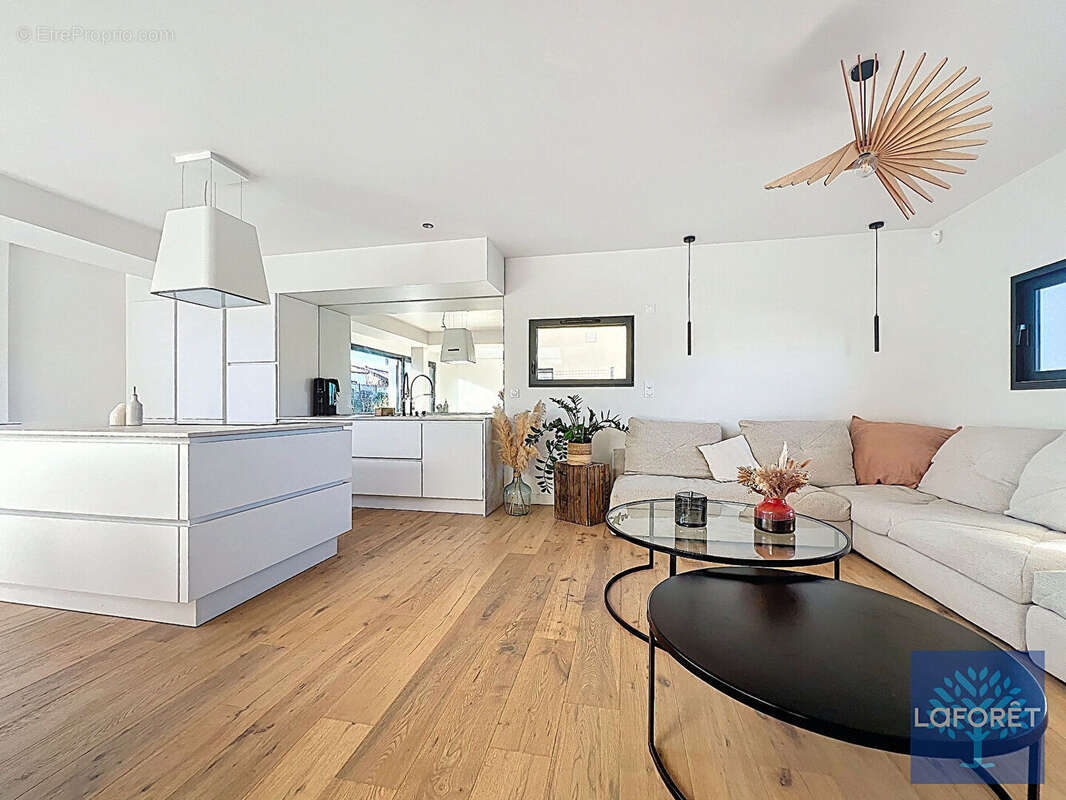 Maison à SAINTE-FOY-D'AIGREFEUILLE