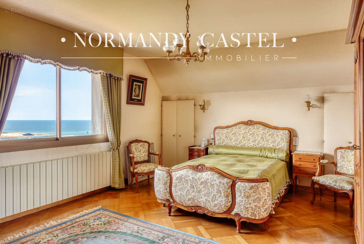 TROUVILLE-SUR-MER   Une vue mer absolument exceptionnelle - photo 11