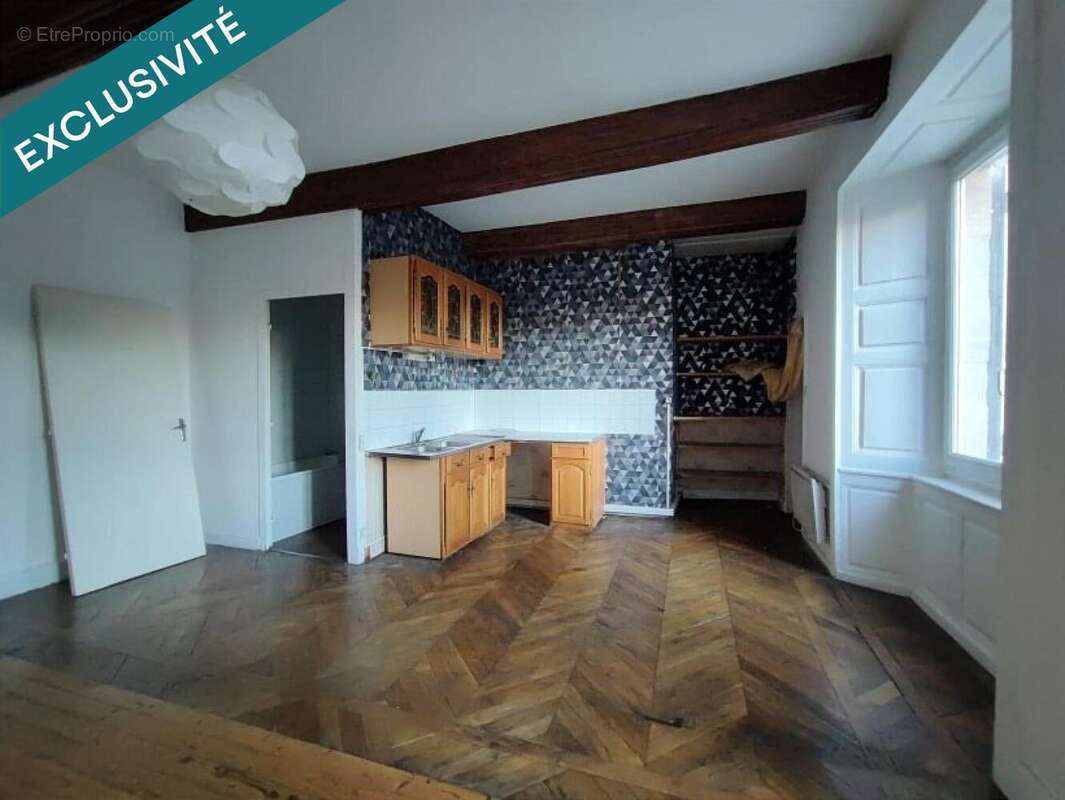 Photo 4 - Commerce à BORT-LES-ORGUES