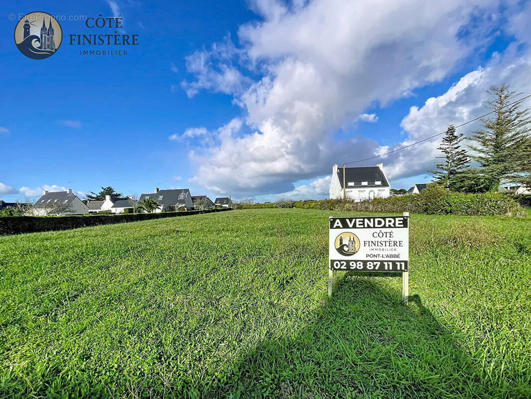 Terrain à LOCTUDY