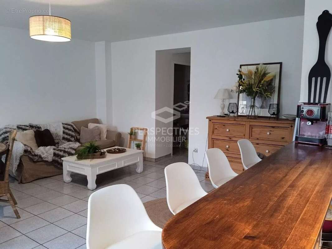 Appartement à SAINT-ETIENNE