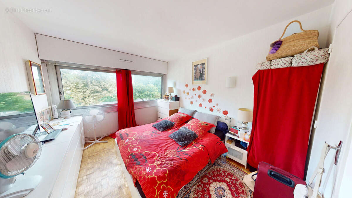 Appartement à LE PERREUX-SUR-MARNE