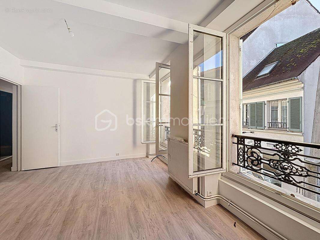Appartement à RUEIL-MALMAISON