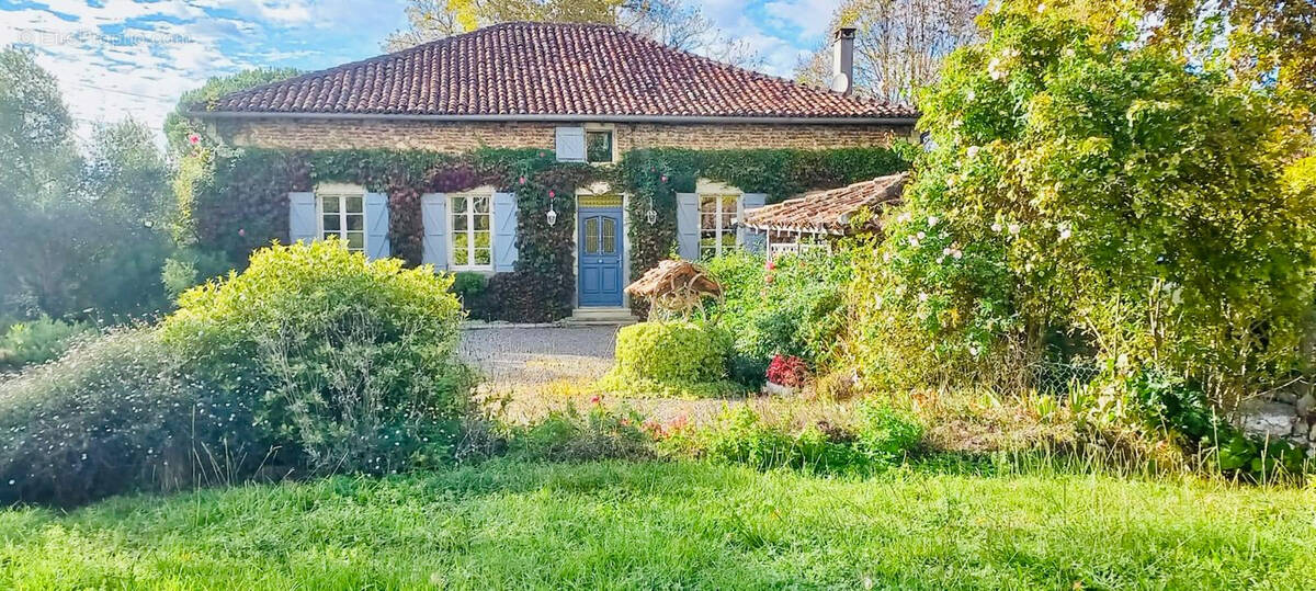Maison à SAINT-SEVER
