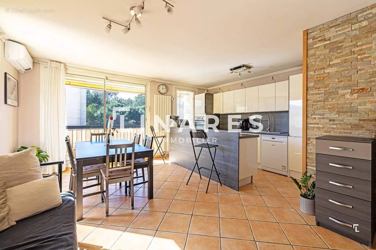 Appartement à AUBAGNE