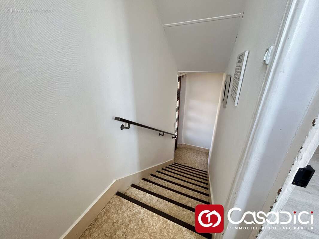 Maison 98 m² à Imphy  - photo 2