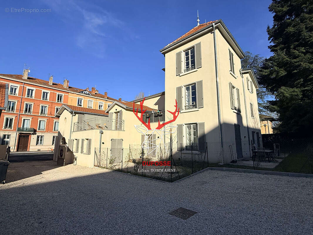 T2 rez de jardin - photo 13