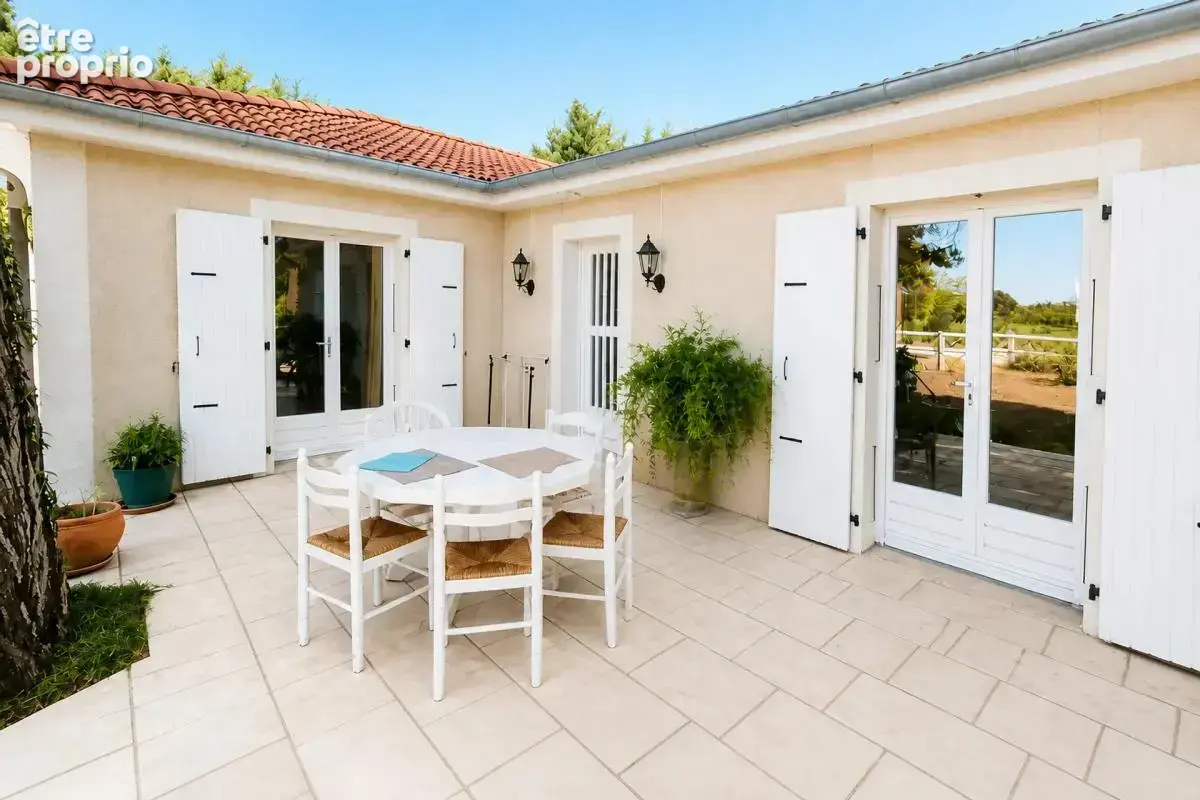 Maison de 7 pièces de 135 m² à Malataverne - photo 12