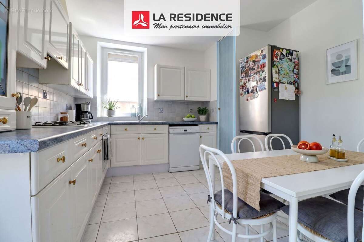 Maison 148 m² à Houdan  - photo 3