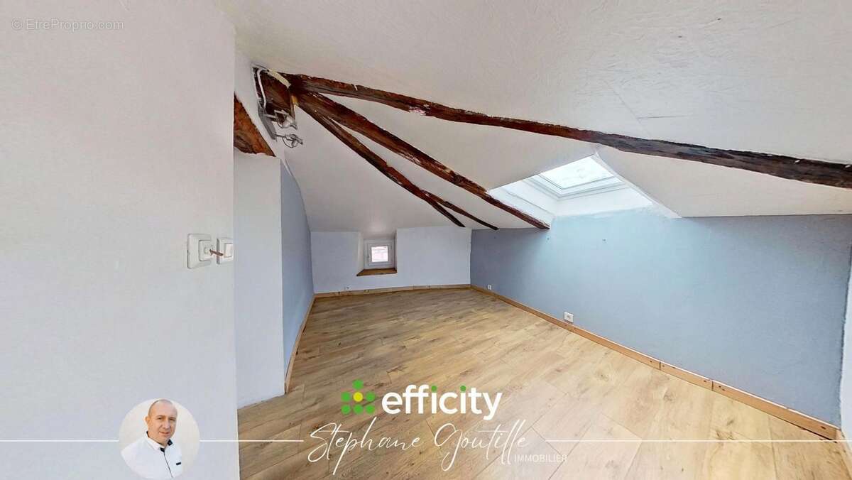 Maison 125 m² à Saint-Clement-Sur-Valsonne  - photo 10