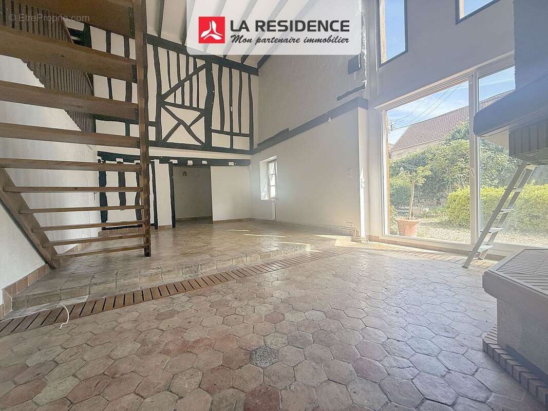 Maison à BONNIERES-SUR-SEINE