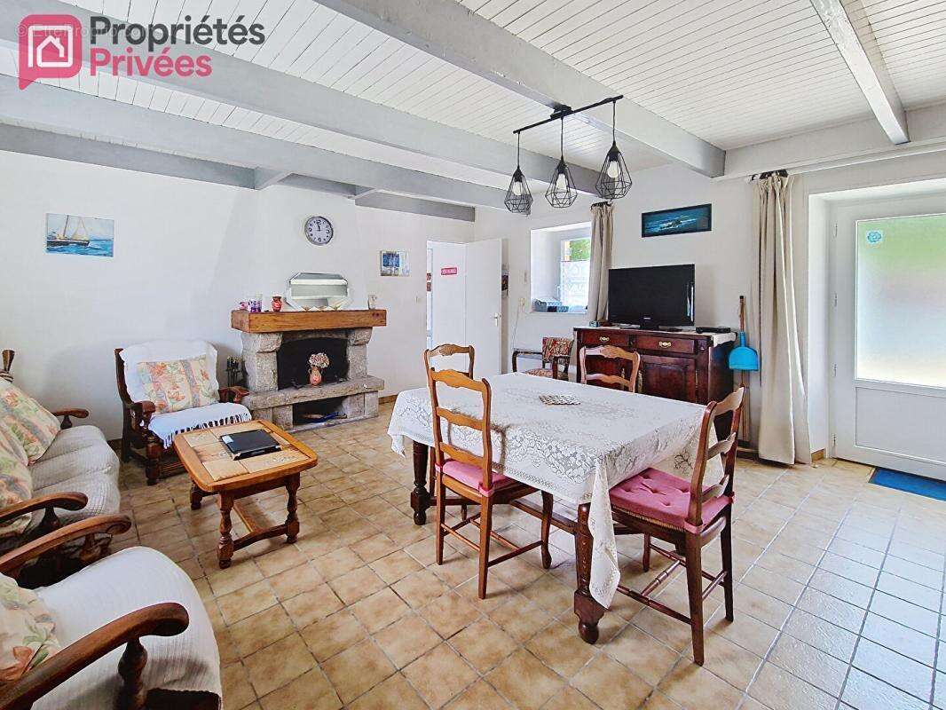 Maison à PLOUEZOC'H