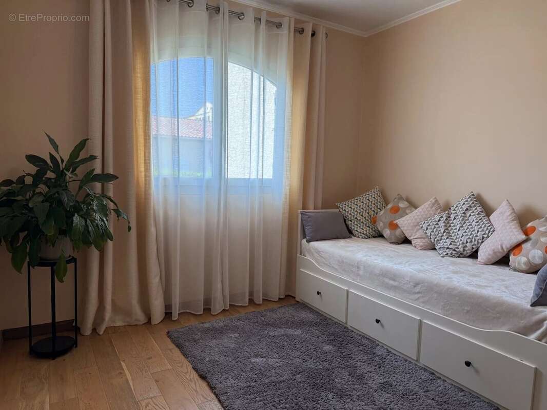 Maison à VILLENEUVE-LOUBET