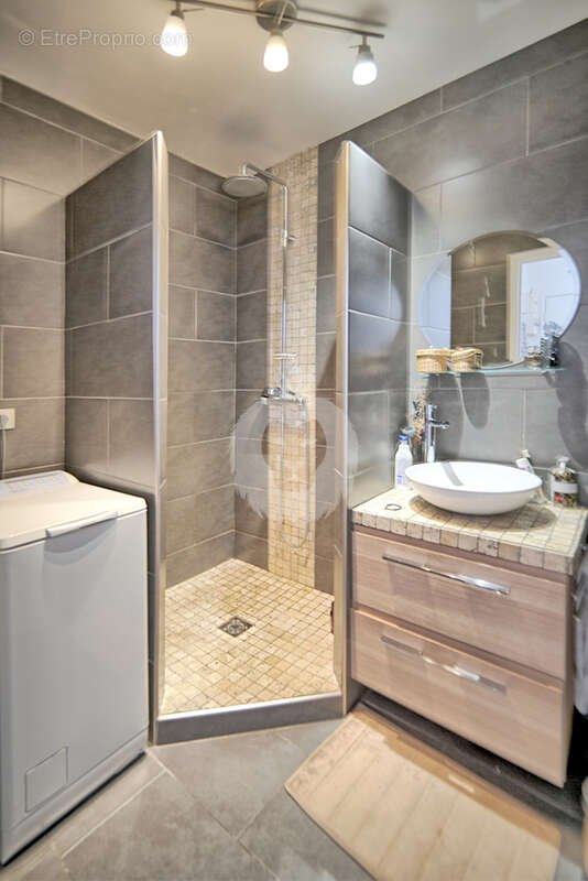 Appartement à SAINT-MAUR-DES-FOSSES