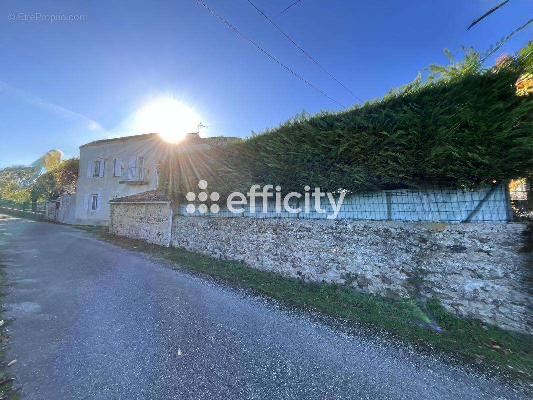 Maison à SAINT-PRIEST