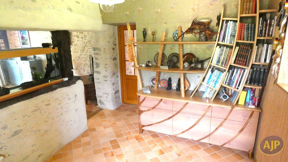 Maison à NESMY