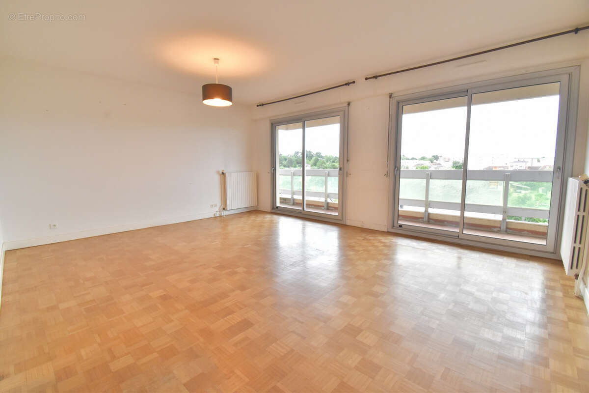 Appartement à MOULINS