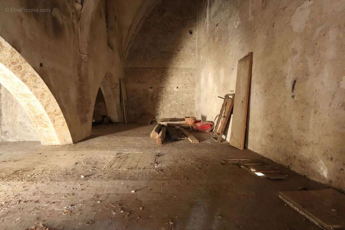 Vente Bureau-local Apt(84400) 189 000ï¿œ - photo 7