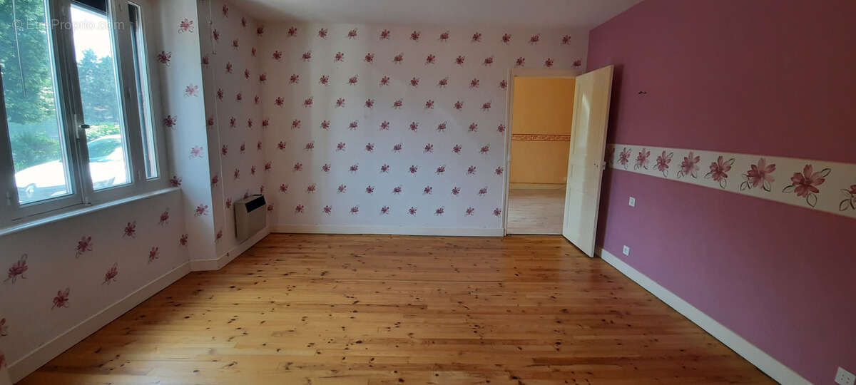 Appartement à SAINTE-FLORINE