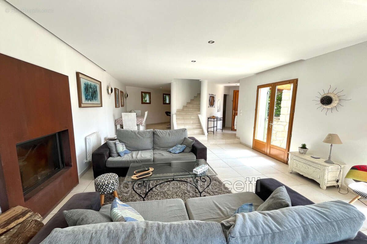 Maison à COURSEGOULES