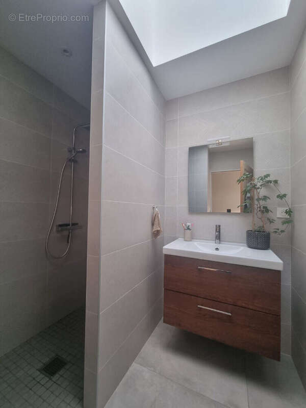 Maison à SAINT-SEBASTIEN-SUR-LOIRE