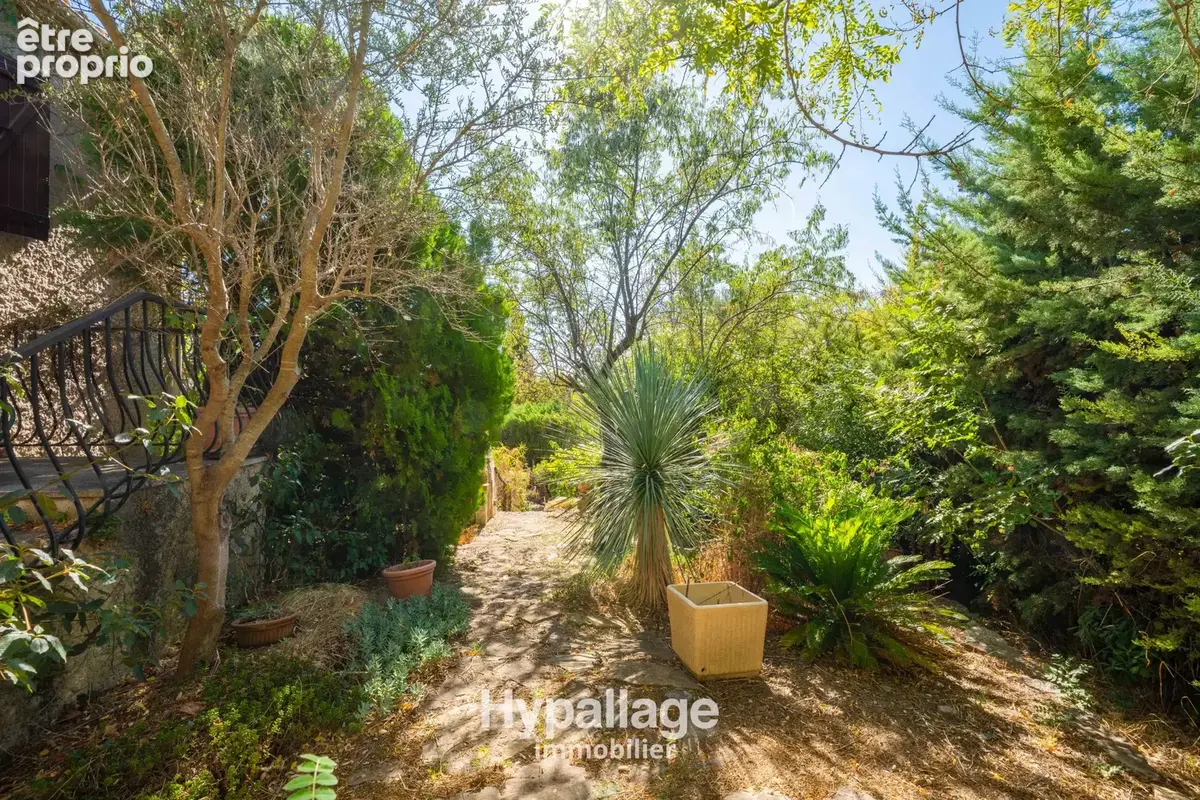 À VENDRE Villa 172m2 - Parcelle de 1001m2 - 13190 ALLAUCH - photo 18